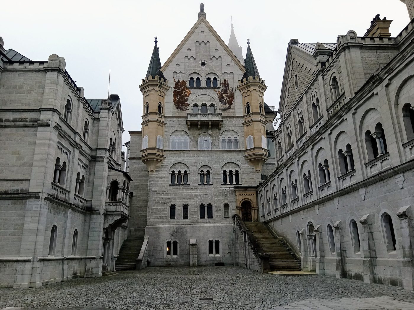 Neuschwanstein Castle's upper courtyard and the Palas