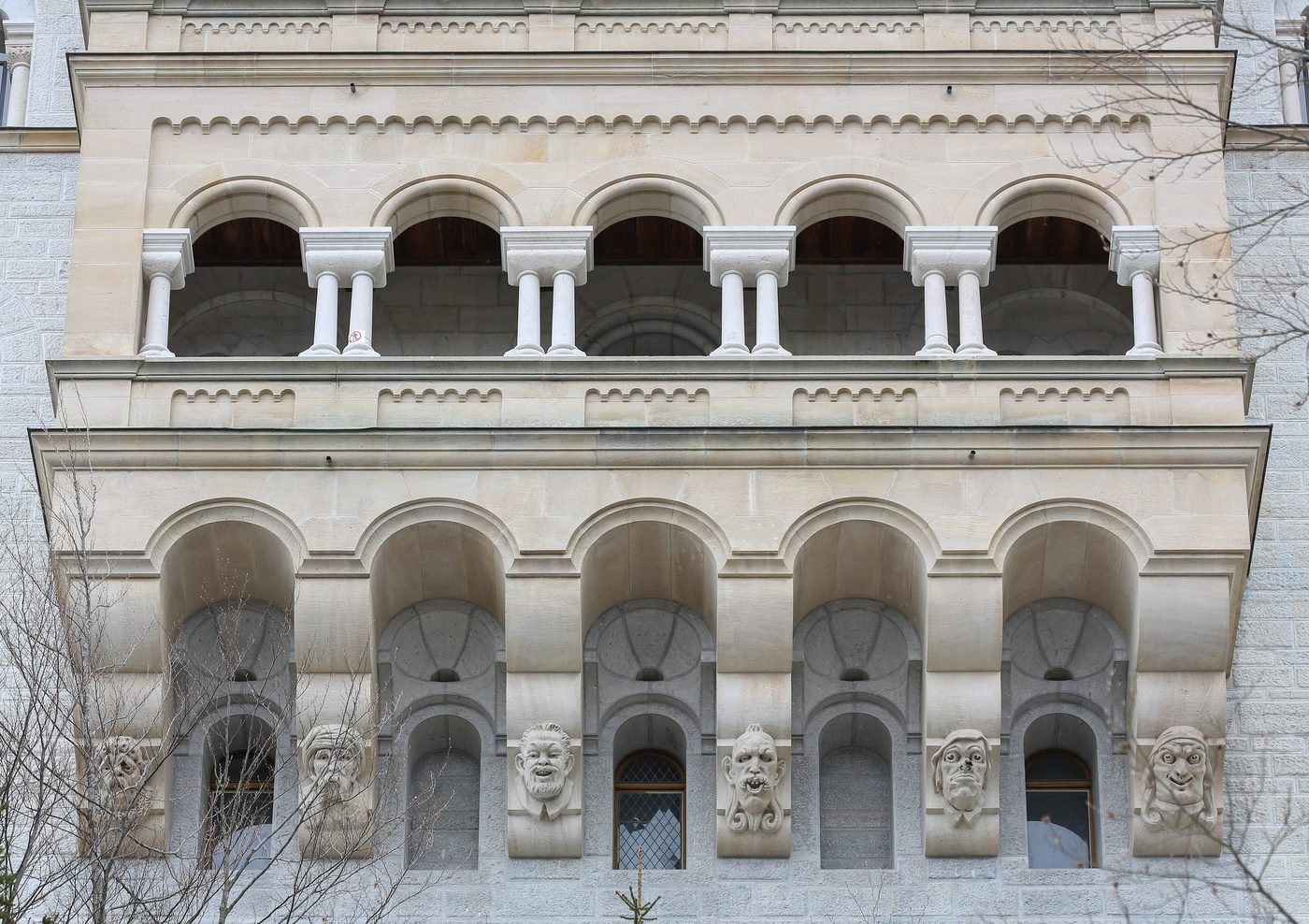 Arcades and windows of the Knights' House