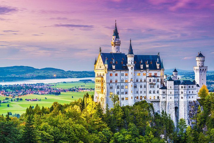 Neuschwanstein and Hohenschwangau Exclusive Skip-the-Crowds Tour, photo 2