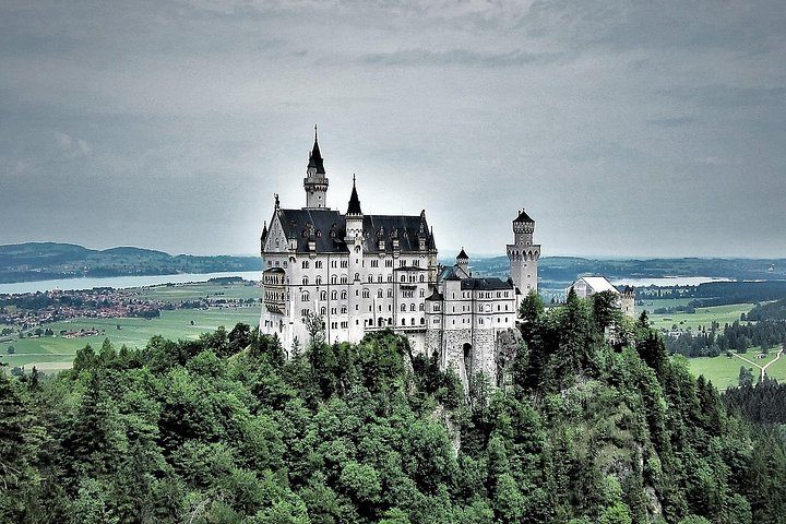 From Füssen: Neuschwanstein, Linderhof, and More Private Tour, photo 2